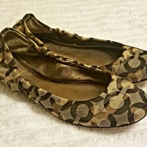 Coach flats size 6.5